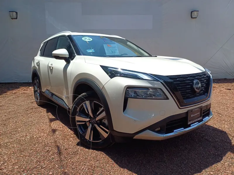 Foto Nissan Kicks Platinum Aut usado (2024) color Blanco precio $780,000