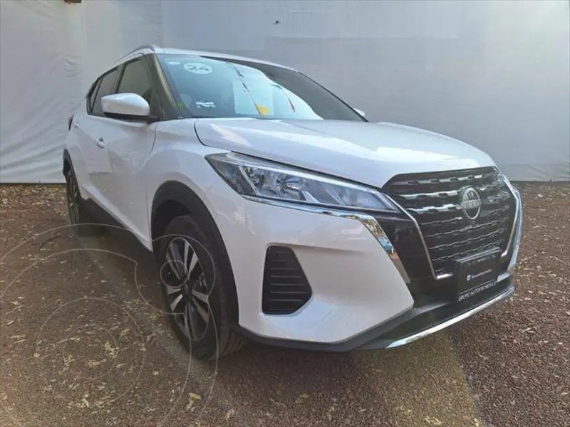 Foto Nissan Kicks Advance Aut usado (2024) color Blanco precio $359,900