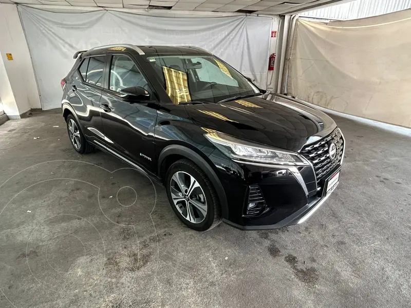 Foto Nissan Kicks Exclusive Aut usado (2023) color Negro precio $379,800