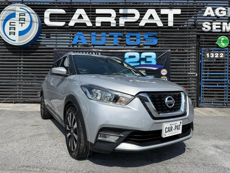Foto Nissan Kicks Advance Aut usado (2017) color plateado precio $239,000