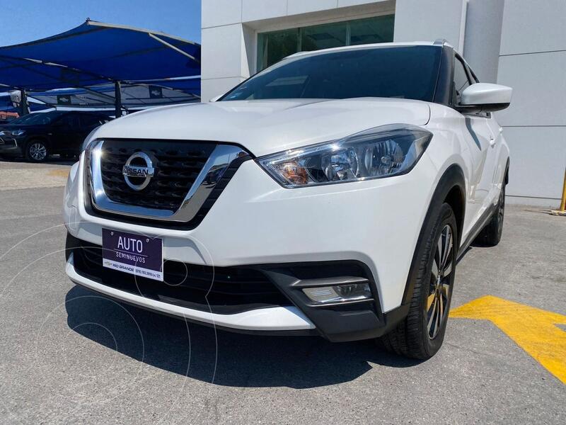 Foto Nissan Kicks Advance Aut usado (2019) color Blanco financiado en mensualidades(enganche $85,000 mensualidades desde $8,690)