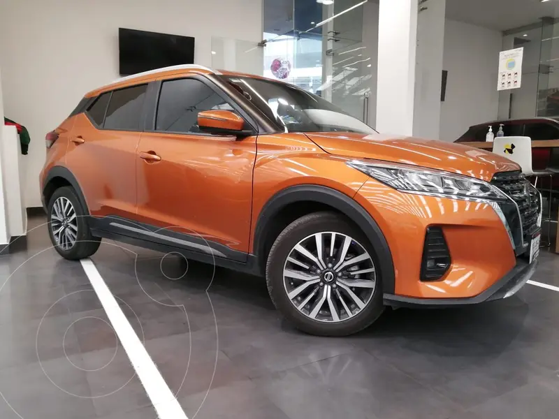 Foto Nissan Kicks Platinum Aut usado (2021) color Naranja precio $459,000