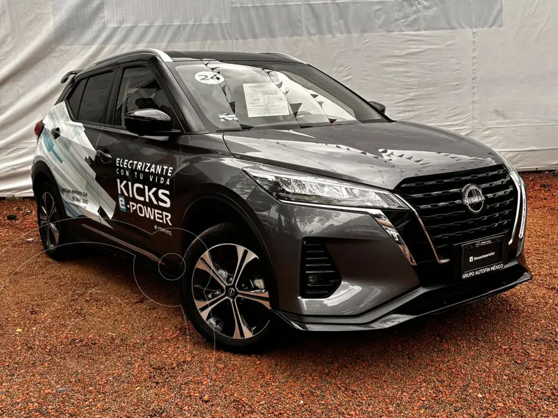 Foto Nissan Kicks Platinum Aut usado (2024) color Gris precio $485,900