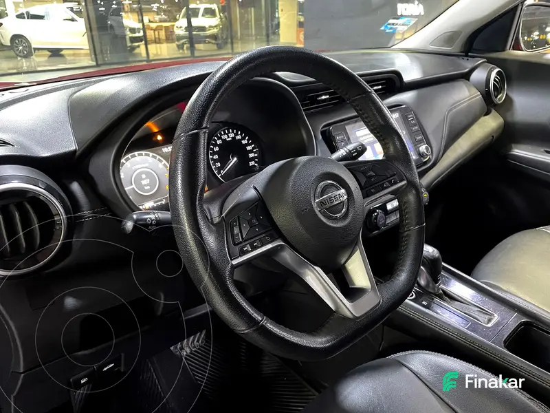 nissan kicks