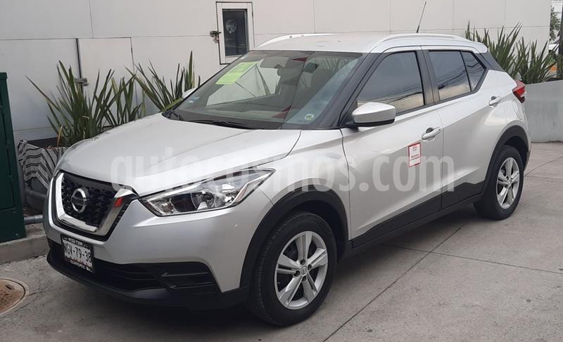 Nissan Kicks Sense usado (2017) color Plata Dorado precio $215,000
