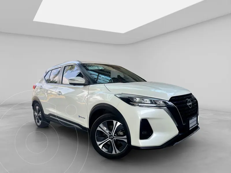 Foto Nissan Kicks Platinum Aut usado (2024) color Blanco precio $345,000