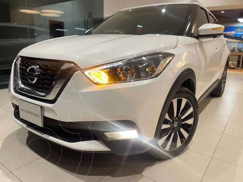 Foto Nissan Kicks Exclusive Aut usado (2019) color Blanco financiado en mensualidades(enganche $93,750 mensualidades desde $6,797)