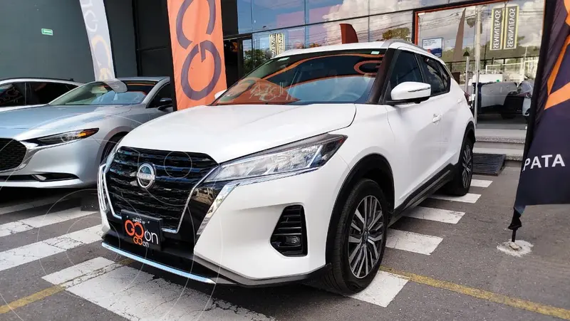 Foto Nissan Kicks Exclusive Aut usado (2022) color Blanco financiado en mensualidades(enganche $89,652 mensualidades desde $6,856)