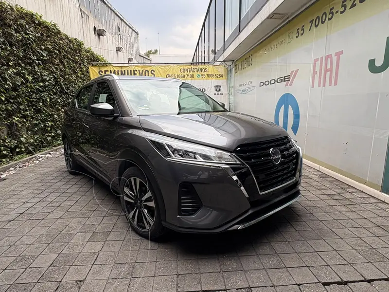 Foto Nissan Kicks Advance usado (2023) color Gris financiado en mensualidades(enganche $119,966 mensualidades desde $5,154)