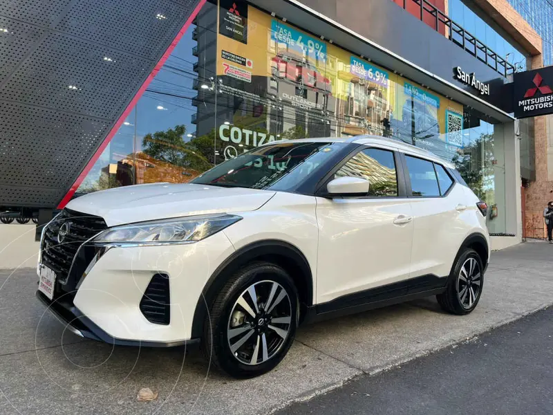 Foto Nissan Kicks Advance Aut usado (2024) color Blanco precio $335,000