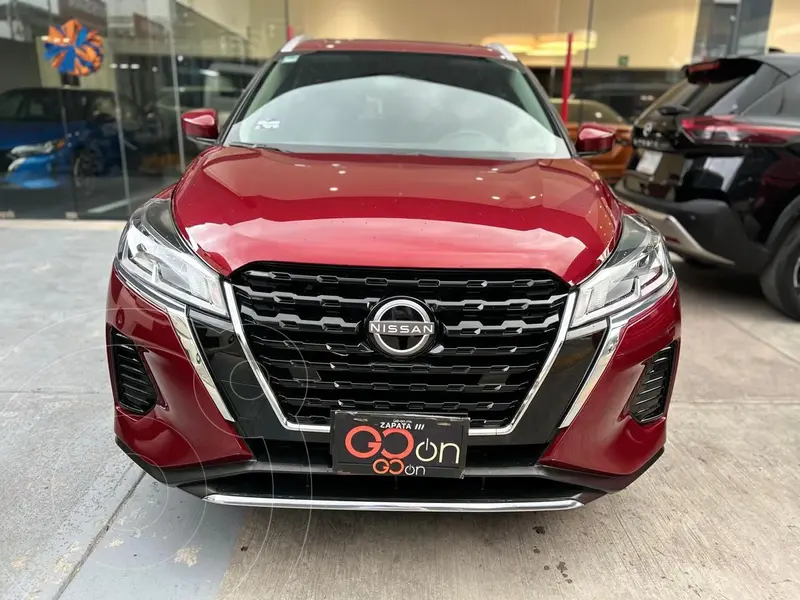 Foto Nissan Kicks Advance usado (2025) color Rojo financiado en mensualidades(enganche $100,825 mensualidades desde $7,710)