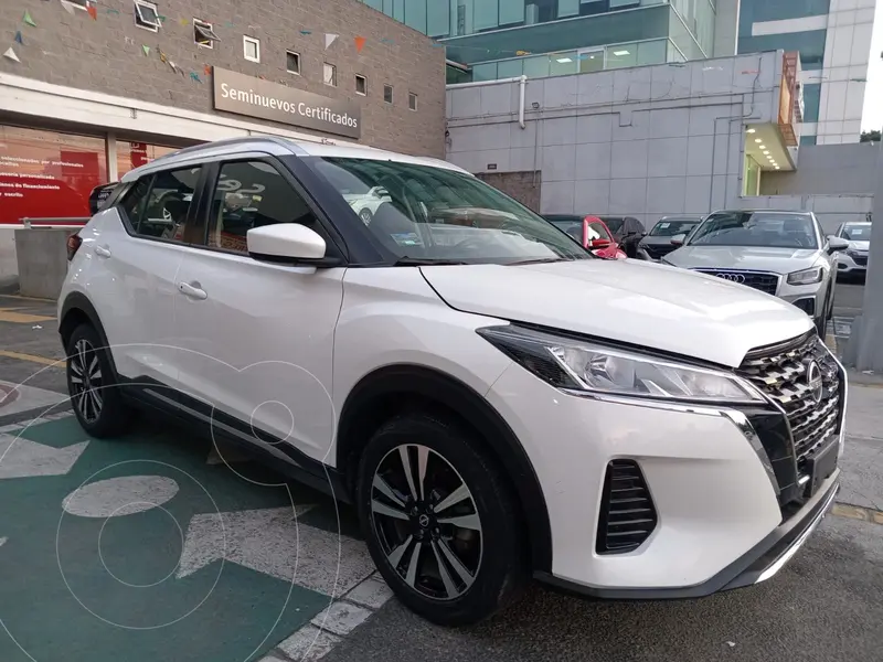 Foto Nissan Kicks Advance usado (2023) color Blanco financiado en mensualidades(enganche $119,130 mensualidades desde $5,012)