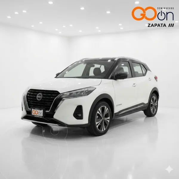 Foto Nissan Kicks e-power PLATINUM usado (2025) color NISXDNBLANCO BITONO precio $490,000