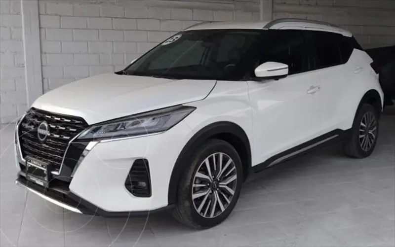Foto Nissan Kicks Platinum Aut usado (2023) color Blanco precio $385,900