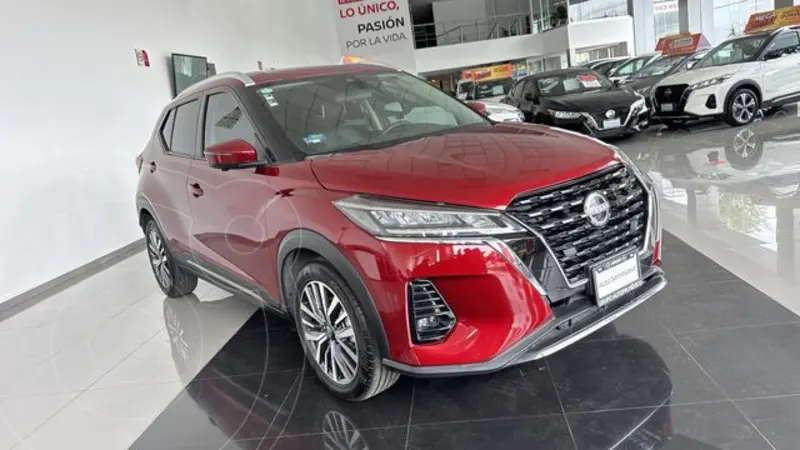 Foto Nissan Kicks Platinum Aut usado (2023) color Rojo precio $389,900