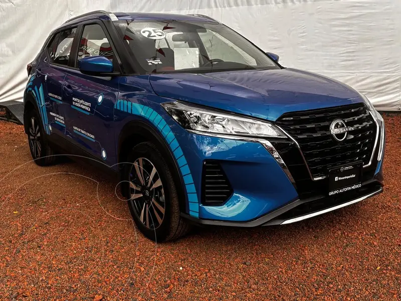 Foto Nissan Kicks Advance usado (2025) color Azul precio $390,000