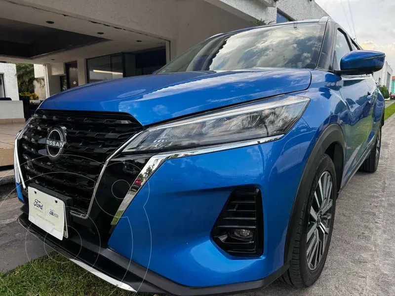 Foto Nissan Kicks Platinum Bi-tono Aut usado (2023) color Azul precio $348,000