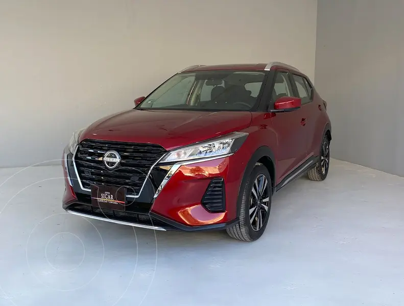Foto Nissan Kicks Advance usado (2023) color Rojo precio $299,000