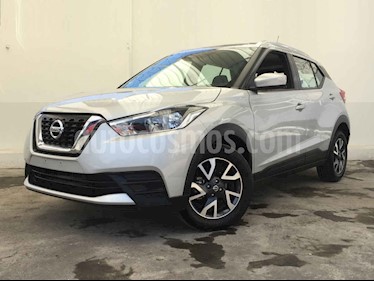 Foto venta Auto usado Nissan Kicks Sense (2018) color Plata precio $238,900