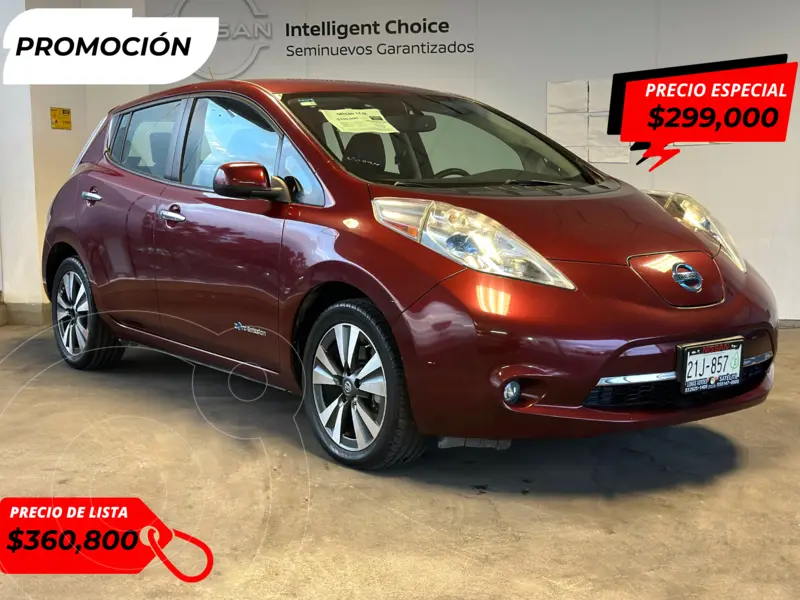 Foto Nissan Leaf 30 kW usado (2017) color Rojo precio $299,000