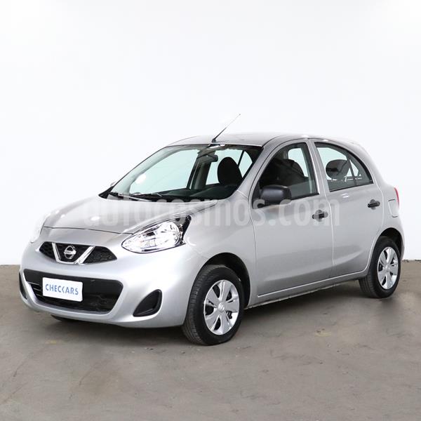 foto Nissan March Active usado (2018) color Gris Plata precio $780.500