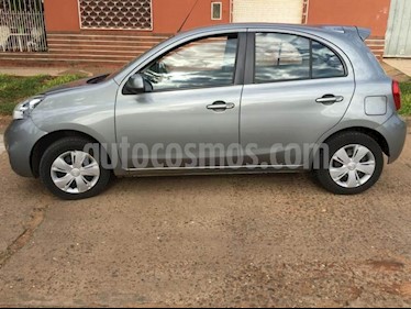 Nissan March Sense usado (2014) color Gris Oscuro precio $400.000