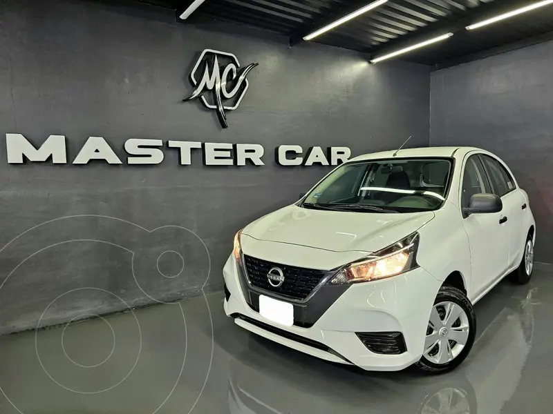 Foto Nissan March Sense usado (2023) color Blanco precio $239,000