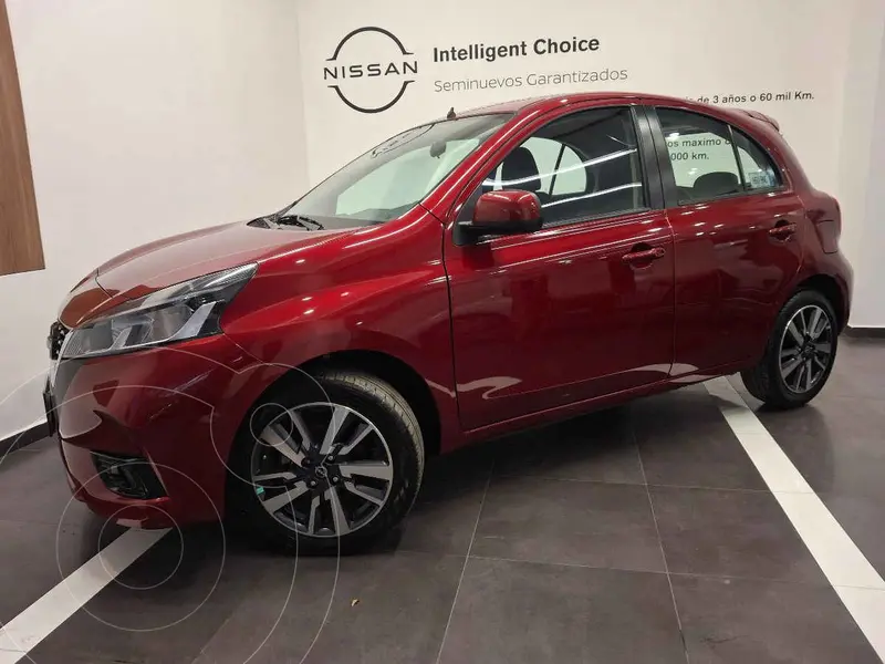 Nissan March Advance usado (2023) color Rojo precio $320,000
