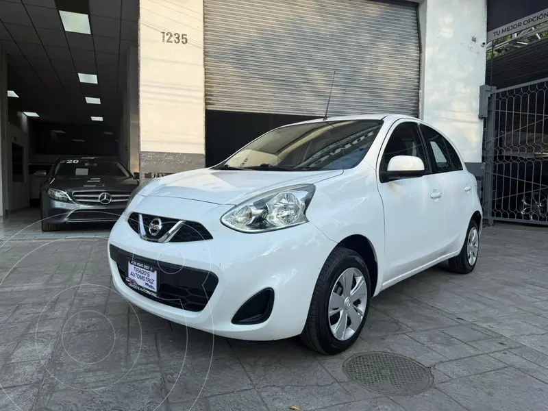 Foto Nissan March Sense usado (2017) color Blanco precio $148,000