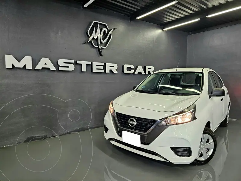 Foto Nissan March Sense Aut usado (2023) color Blanco precio $239,000