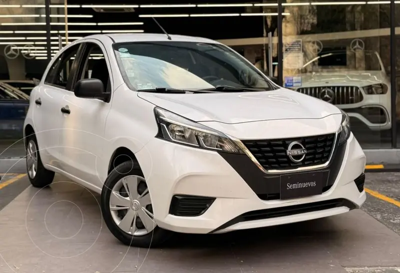 Foto Nissan March Advance usado (2024) color Blanco financiado en mensualidades(enganche $80,674 mensualidades desde $3,466)