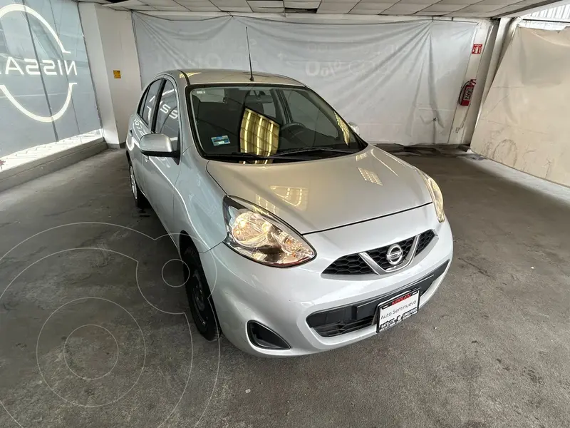 Foto Nissan March Sense Aut usado (2017) color plateado precio $175,800