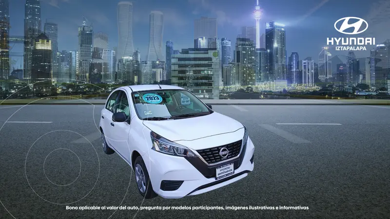 Foto Nissan March Sense Aut usado (2023) color Blanco precio $200,700