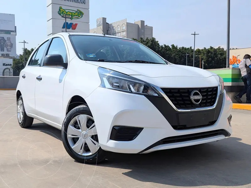 Foto Nissan March Sense Aut usado (2023) color Blanco financiado en mensualidades(enganche $87,696 mensualidades desde $3,767)