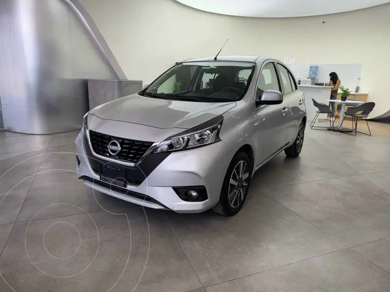 Foto Nissan March Exclusive Aut usado (2023) color Plata precio $285,000