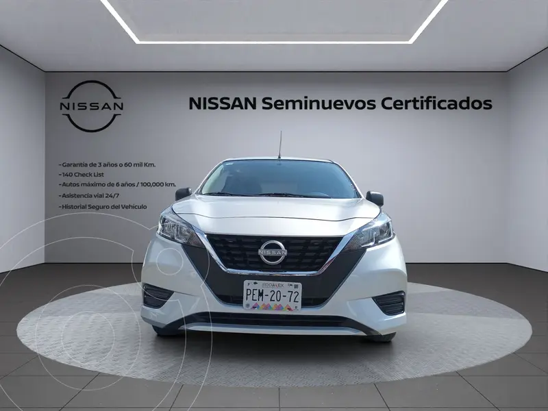 Foto Nissan March Sense usado (2022) color plateado precio $213,900