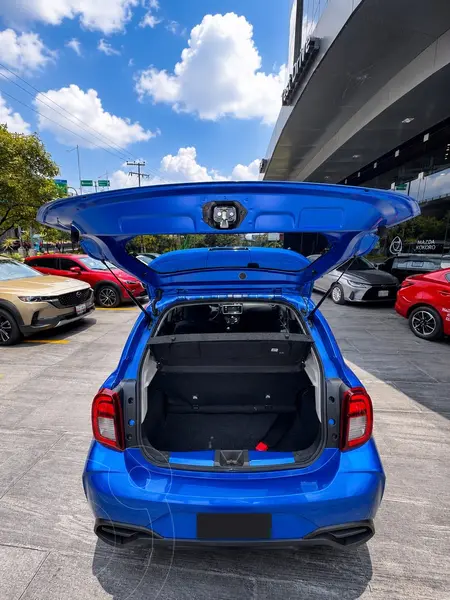 nissan march