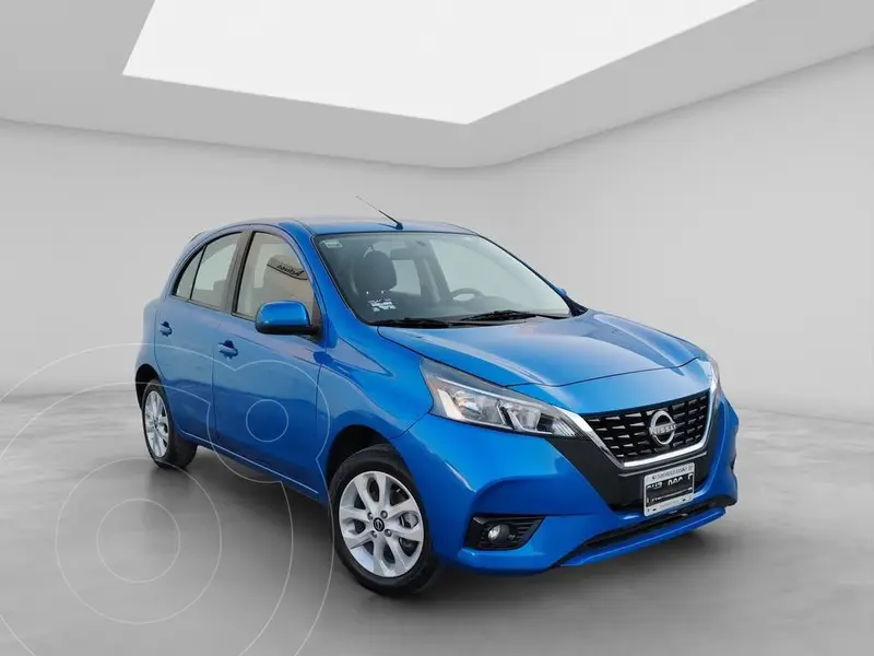 Foto Nissan March Advance usado (2024) color Azul precio $282,000