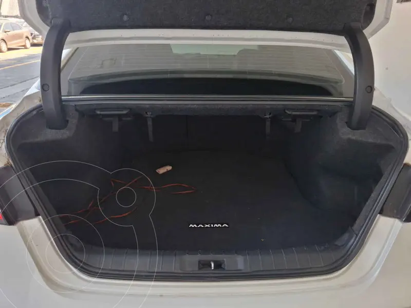 nissan maxima
