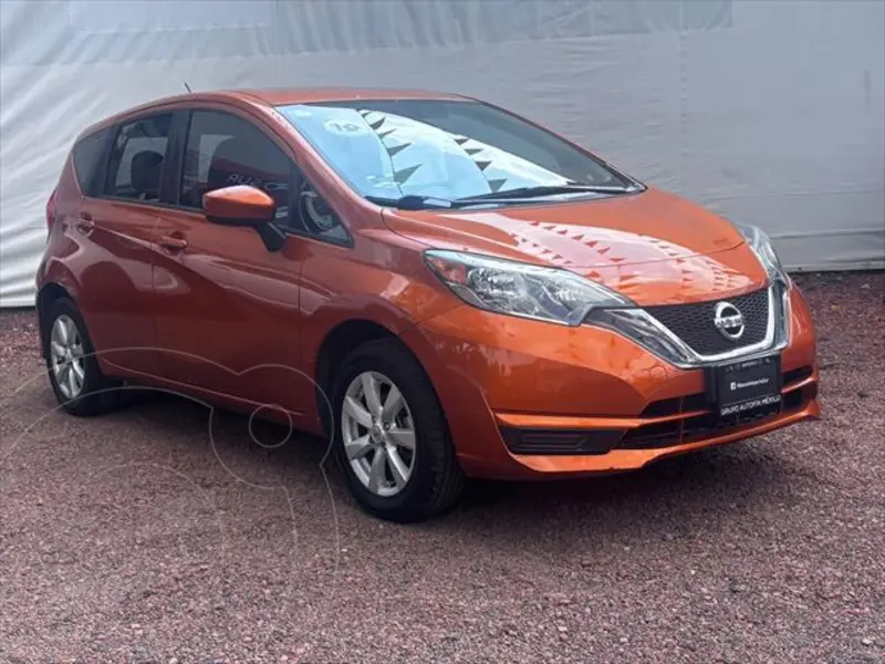 Foto Nissan Note Sense usado (2018) color Naranja precio $195,000