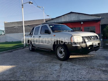Nissan NP 300 Frontier 2.5 usado (2011) color Gris Plata precio $320.000