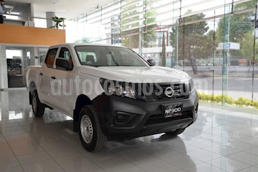 foto Nissan NP300 Doble Cabina S A/A usado (2020) color Blanco precio $302,100