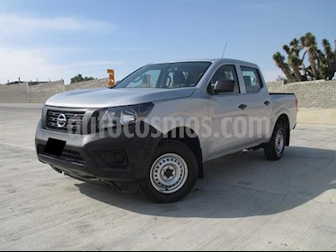 Nissan NP300 Doble Cabina S A/A usado (2018) color Plata precio $295,000