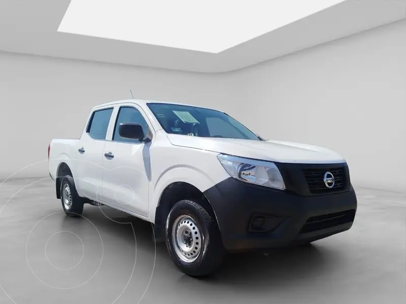 Foto Nissan NP300 Doble Cabina SE A/A Paq. de Seg. usado (2020) color Blanco precio $315,000
