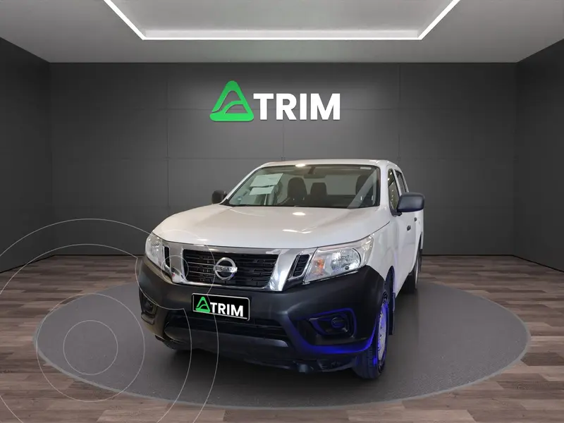 Foto Nissan NP300 Doble Cabina SE A/A Paq. de Seg. usado (2019) color Blanco precio $269,999
