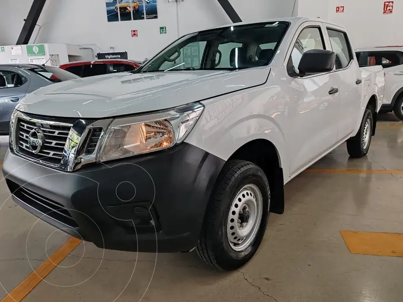 Foto Nissan NP300 Doble Cabina SE A/A Paq. de Seg. usado (2020) color Blanco precio $310,000