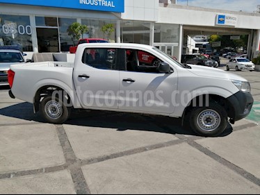 foto Nissan NP300 Doble Cabina SE A/A Paq. de Seg. usado (2017) color Blanco precio $262,000