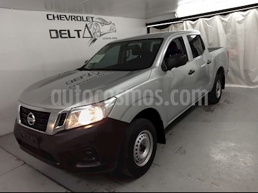 foto Nissan NP300 Doble Cabina SE A/A usado (2018) color Plata precio $269,000