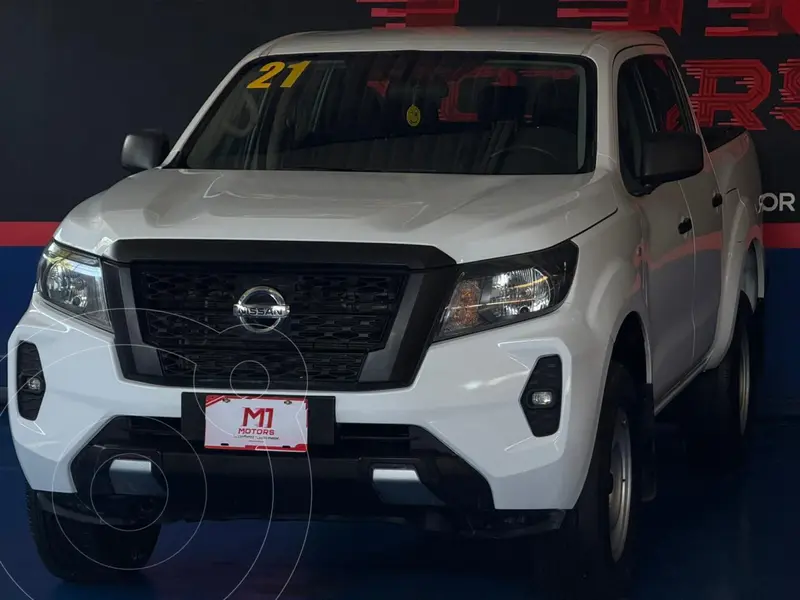Foto Nissan NP300 Frontier Doble Cabina S Diesel 4x4 A/A Paquete de Seguridad usado (2021) color Blanco financiado en mensualidades(enganche $71,800)