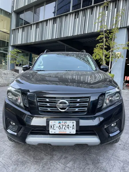 Foto Nissan NP300 Frontier LE Midnight Edition A/A usado (2019) color Negro financiado en mensualidades(enganche $79,600 mensualidades desde $10,130)